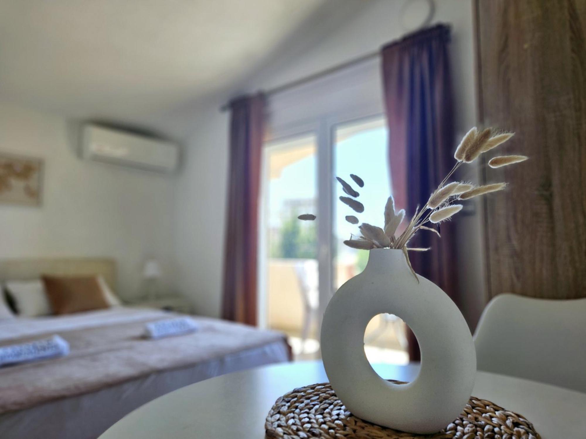 Jasmin Apartmani Бар Экстерьер фото